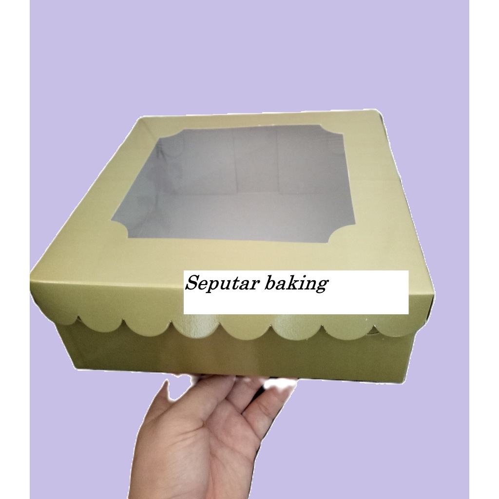 

Kotak Gold 25x25x10 (5lembar)