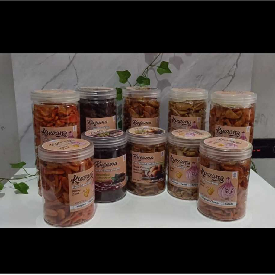 

KUE BAWANG (KUWANG) SISTIK BAWANG -Q DULUR