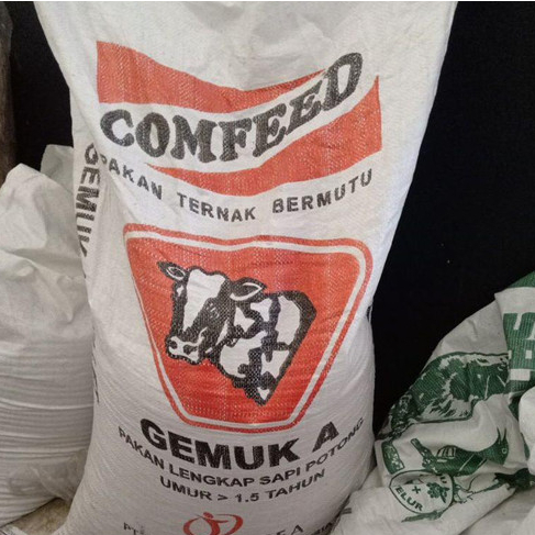 Neww Pakan Ternak / Konsentrat Pellet / Pelet Gemuk A Penggemuk Sapi Comfeed 20 kg