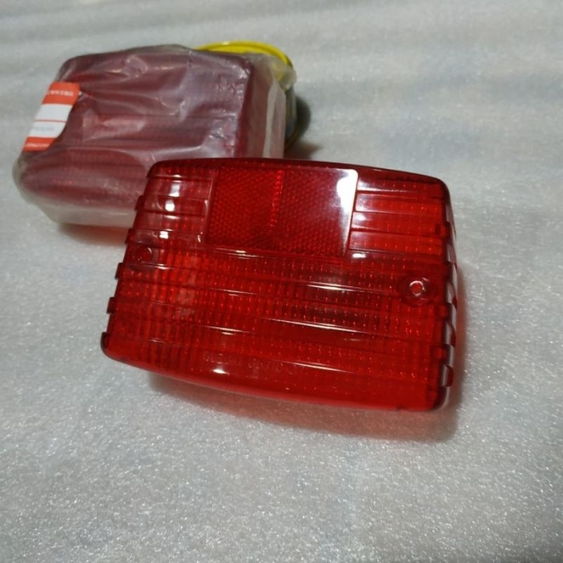 LAMPU STOP LAMPU KM BELAKANG TRS SUZUKI KOMPLIT HIGH QUALITY