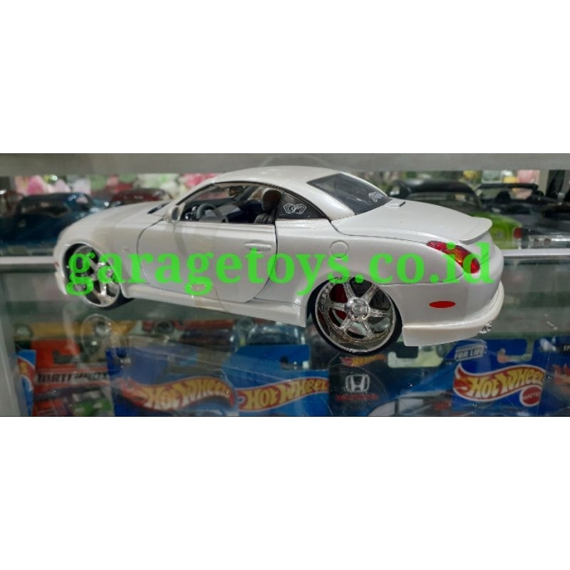 Maisto Allstar 1:18 Diecast Lexus SC430 MODIF