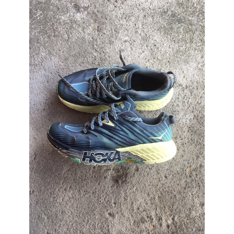 Hoka one one speedgoat 4