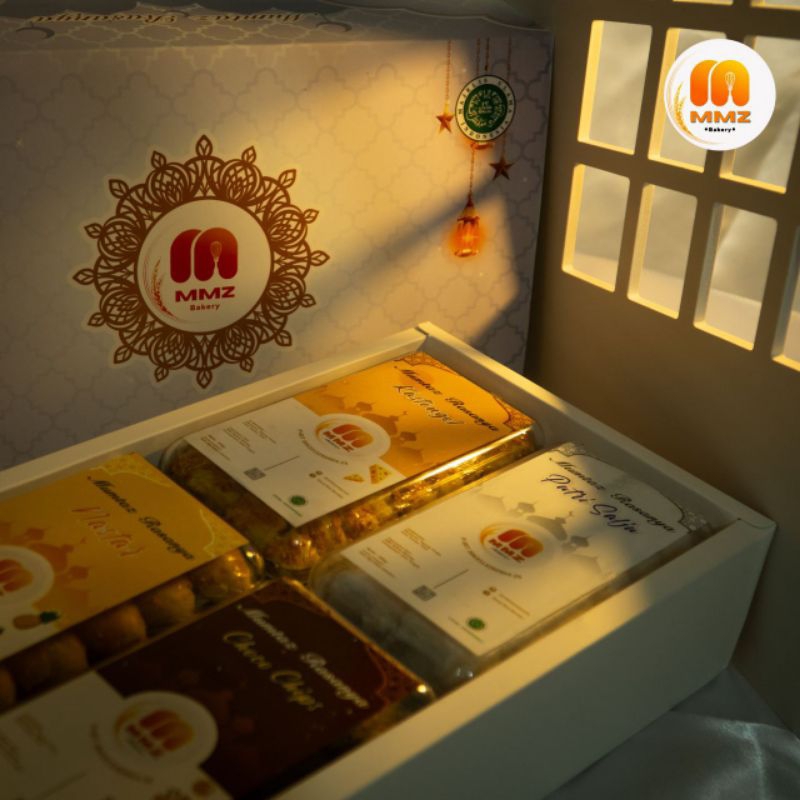 

kue kering kue lebaran Mumtaz hampers lebaran nastar castangle