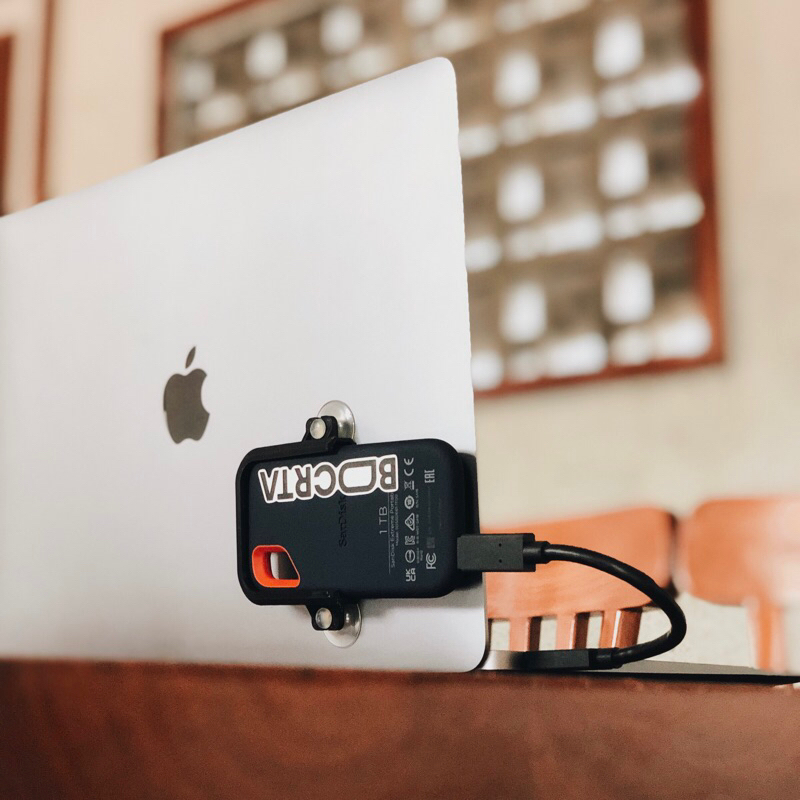 LAKU Rak Sandisk SSD Extreme E61