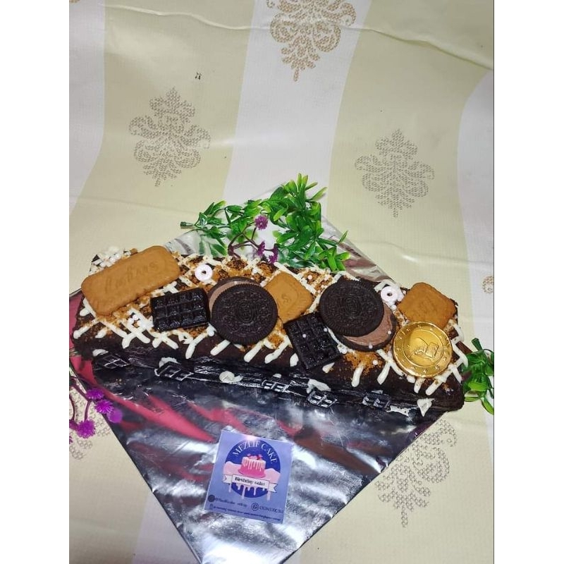 

brownies panjang / isian choco cruncy *baca deskripsi sebelum memesan*