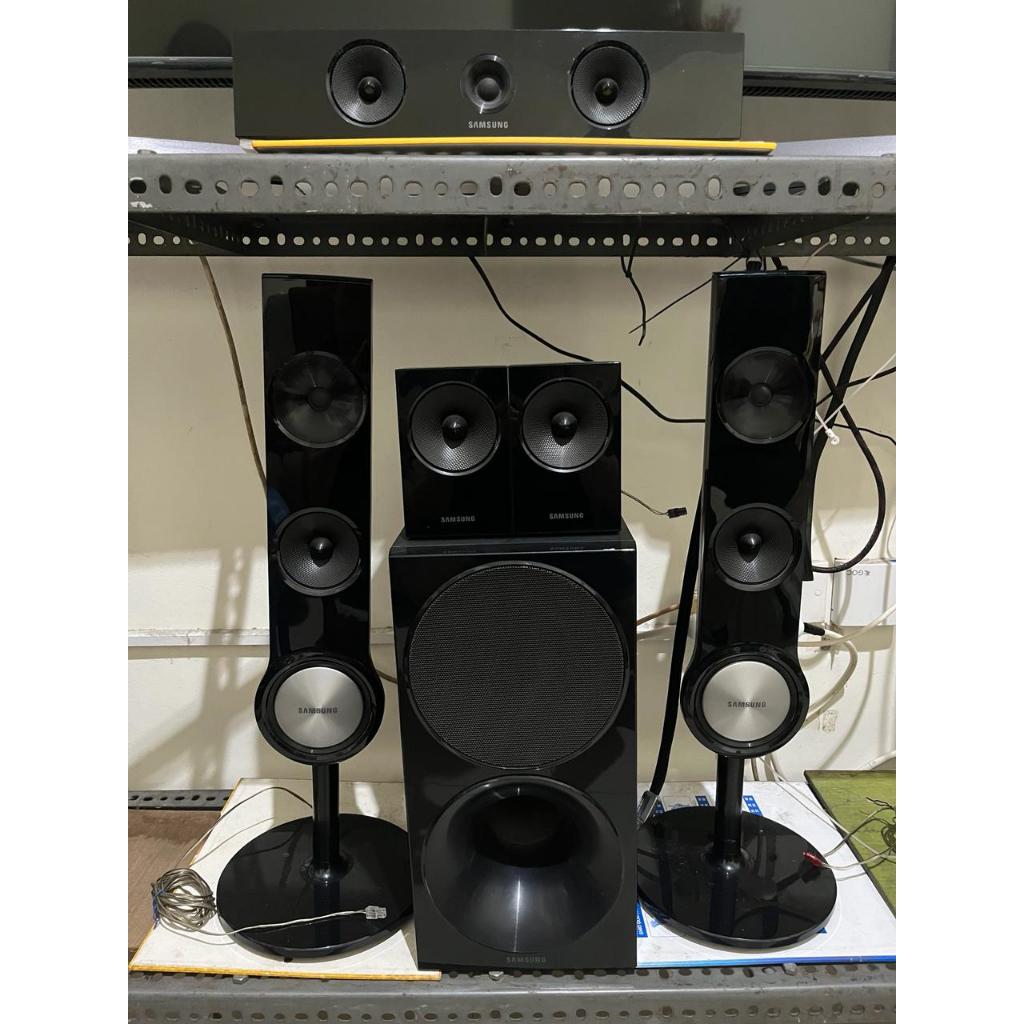 Speaker Samsung Hometheater Home Theater Surround 5.1 Subwoofer HT-F453HRK