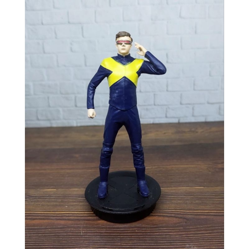 Action Figure cyclops x-men marvel topper