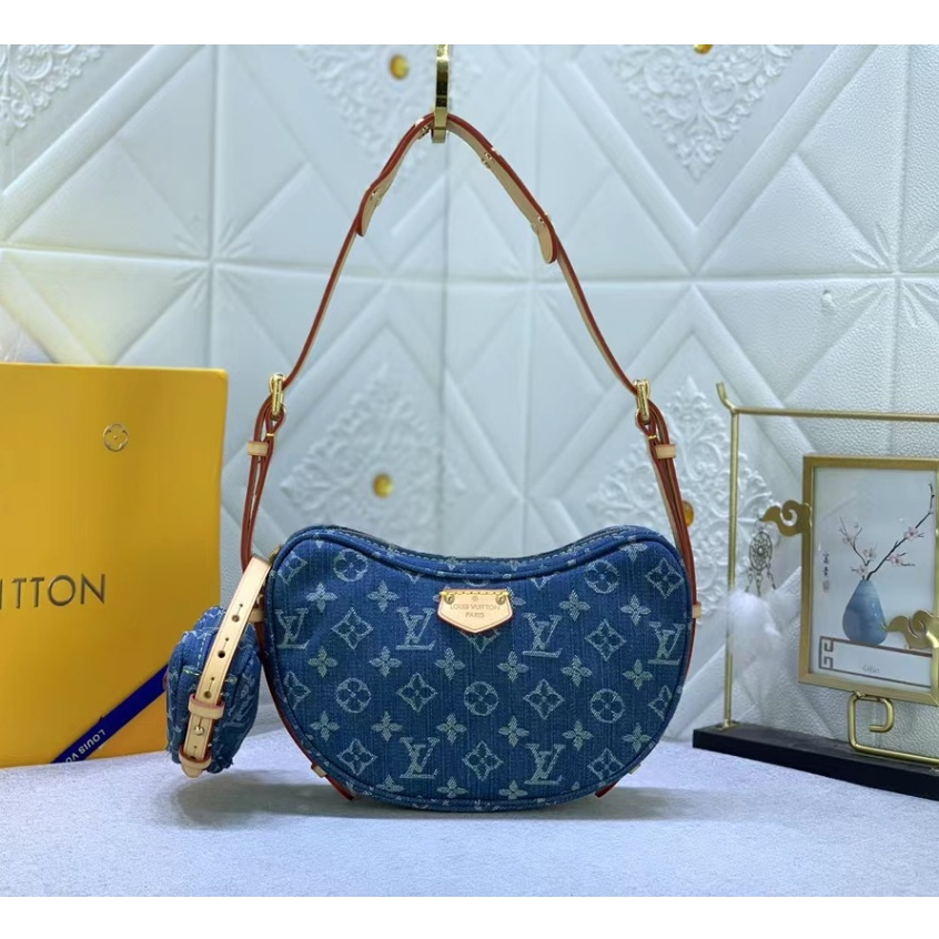 Original 2024 new Louis Vuitton LV presbyopic yellow leather denim pea bag, crescent bag, fashionabl