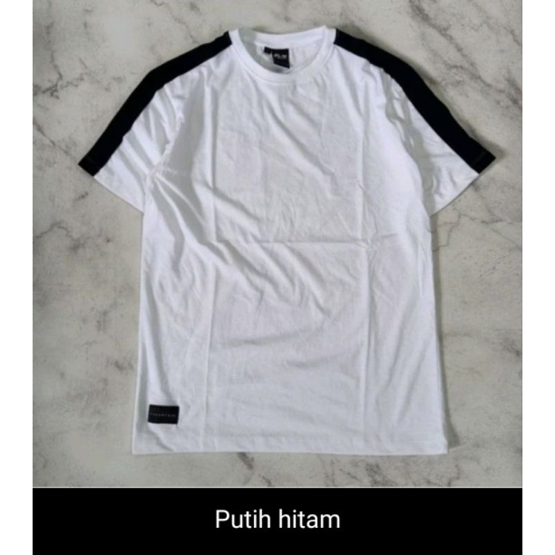 kaos polos kombinasi