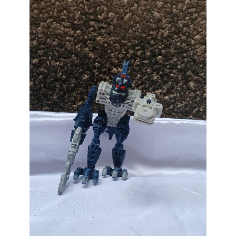BIONICLE/ LEGO BIONICLE VINTAGE