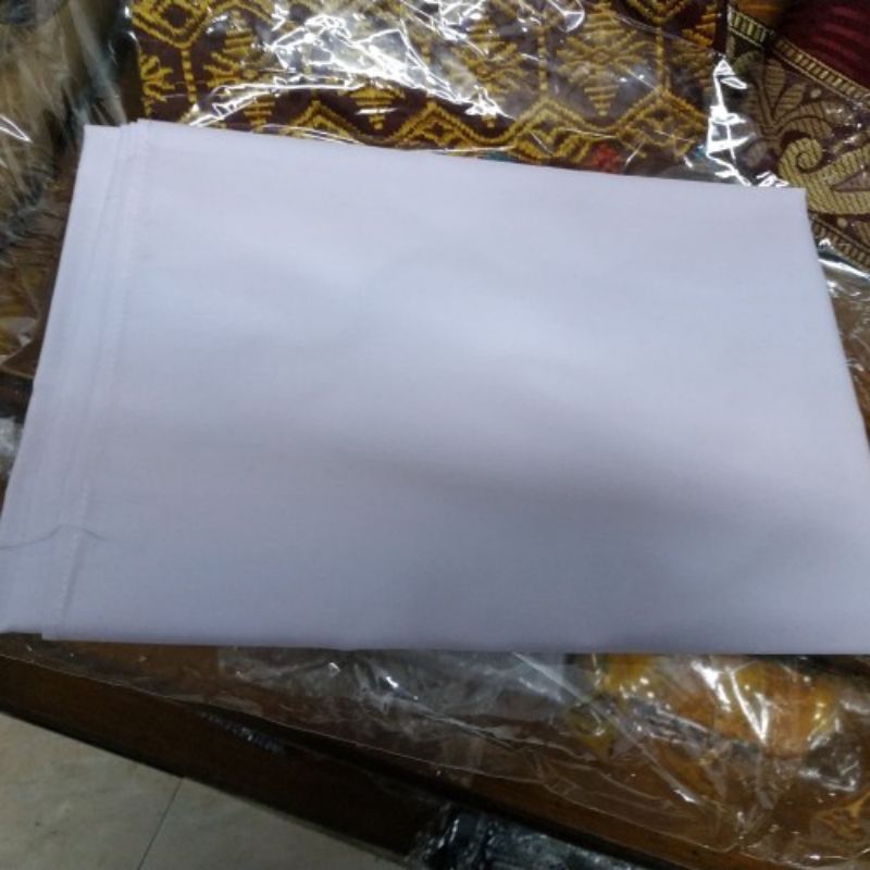 udeng lembaran putih