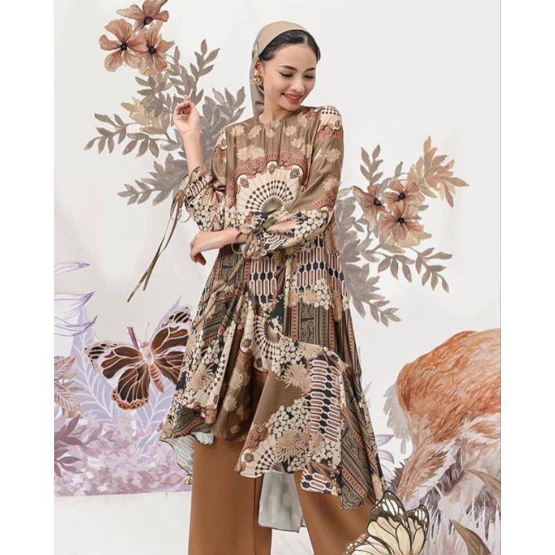 Allegra Tunic by Wearing Klamby (Preloved)