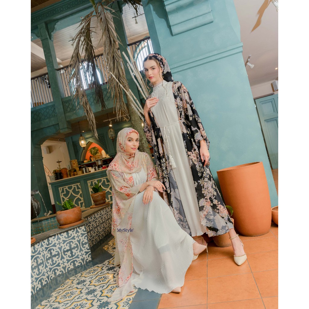 MyStyle Jameela Dress | Gamis Outer Motif Bunga Inner Polos | Majestic Mubarak | Mystylefashion.id