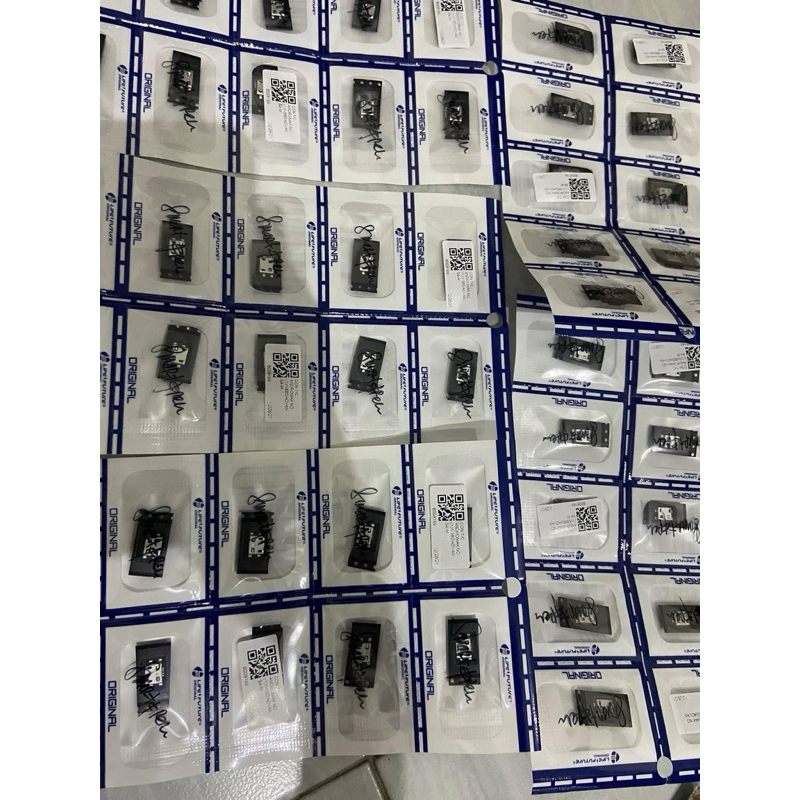 KONEKTOR CHARGER SMARTFREN/ANDROMAX 4 KAKI