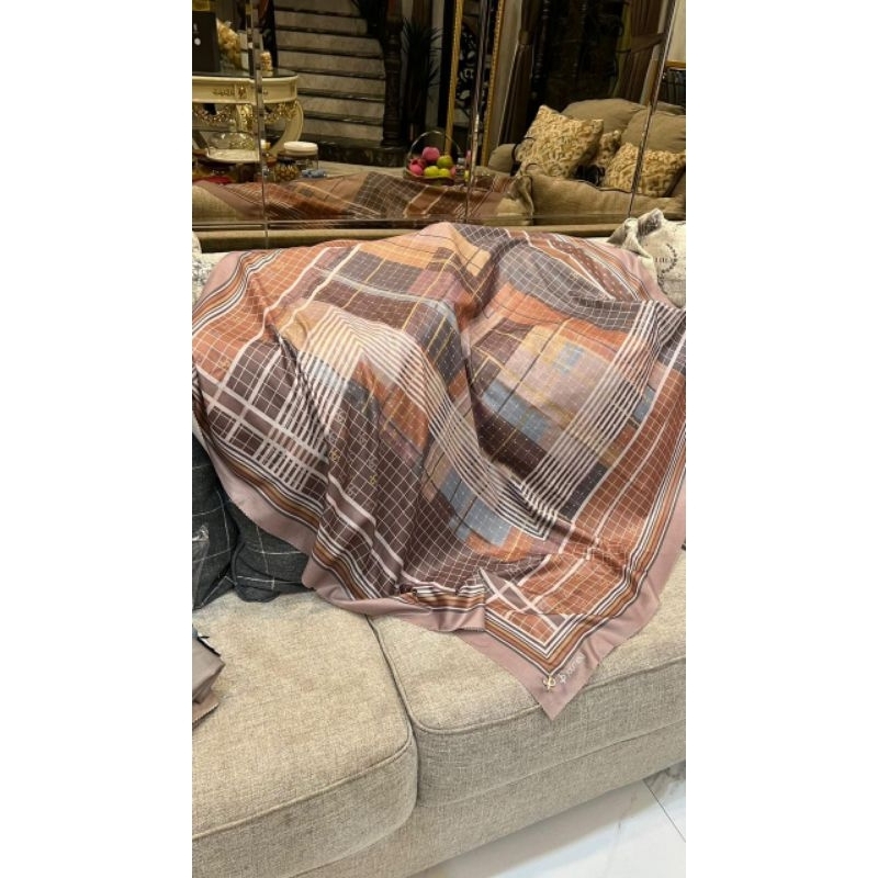 MALA JOURNEY SCARVES ORI / JOURNEY SCARVES MALA