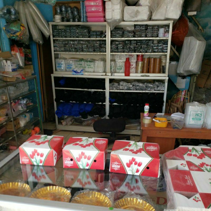 

Dus Snack Dus Kue Dus Nasi (Merk Dus Sukawa) 12×12 12×14 12×16 (1pack isi 100pcs)
