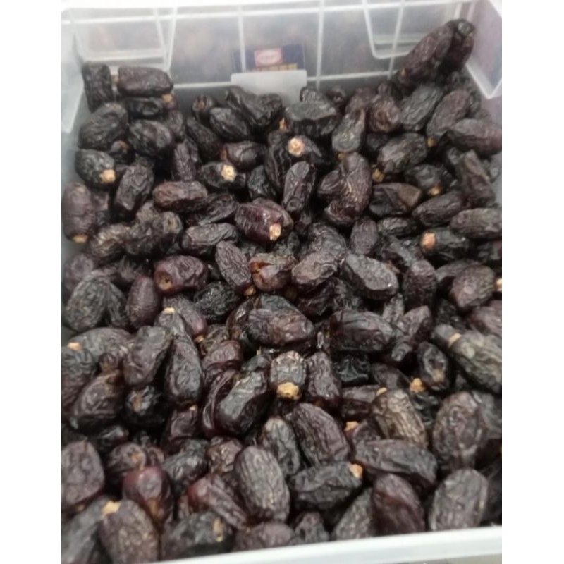 

Kurma Safawi Premium 1kg