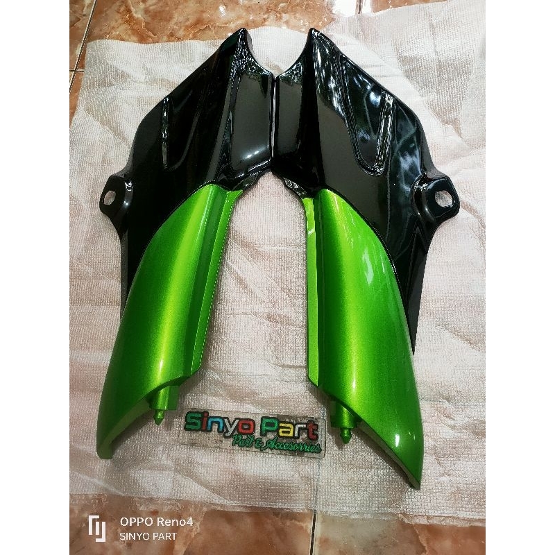 BODY TENGAH NINJA SS R HIJAU METALIK HITAM ORIGINAL KAWASAKI