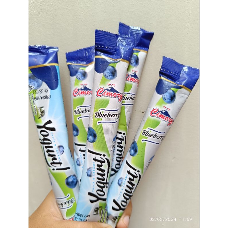 

CIMORY YOGURT STICK BLUEBERRY / YOGURT STICK