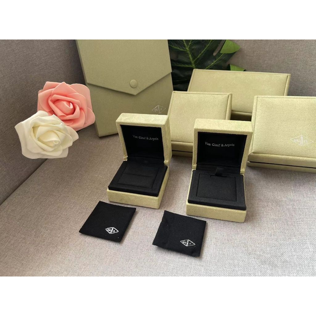 

This is a counter gift box link, before placing an order, please contact the business, do not mess!!