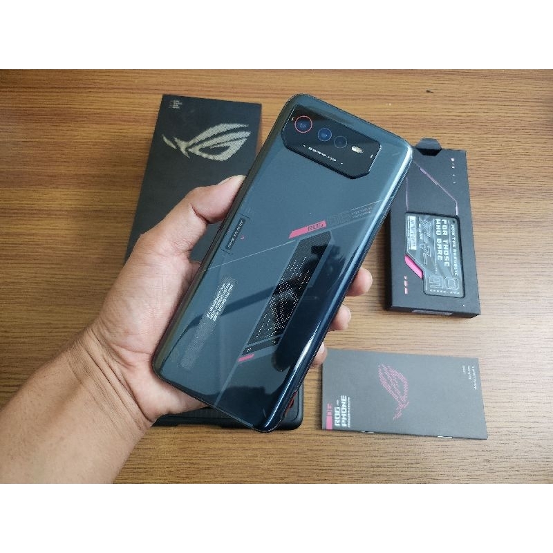 ASUS ROG PHONE 6