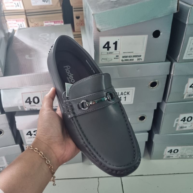 Sepatu pria Fladeo ori mall