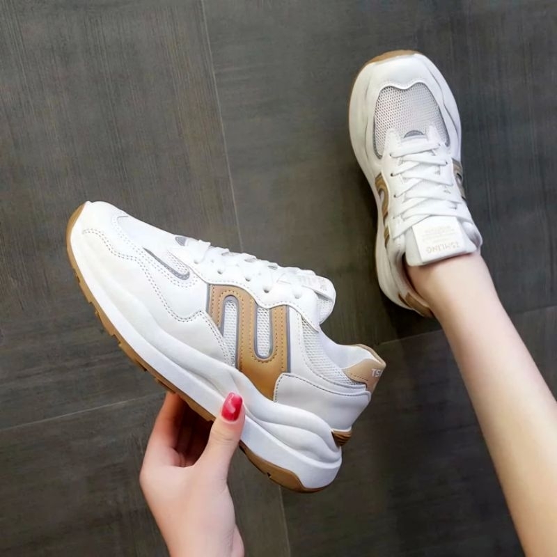 Sepatu wanita terbaru 2024 / Sneakers wanita korean style / Sneakers wanita putih / Sneakers wanita