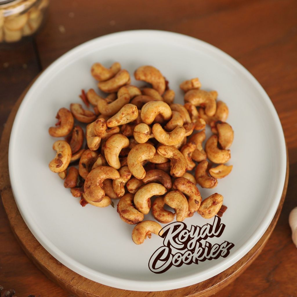

Kacang Mede Pedas Manis camilan enak Toples Food