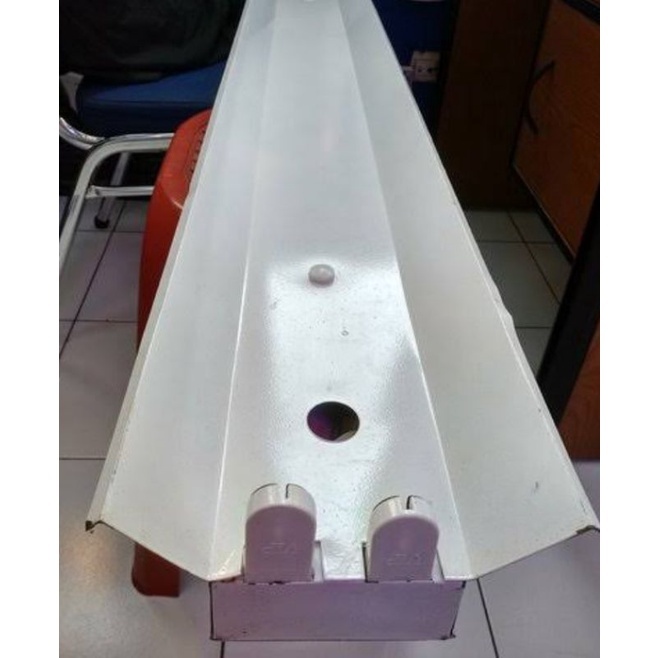 Kap Lampu TKO 2x36 120cm Set Kap+Fitting+Kabel Kap lampu TL T8