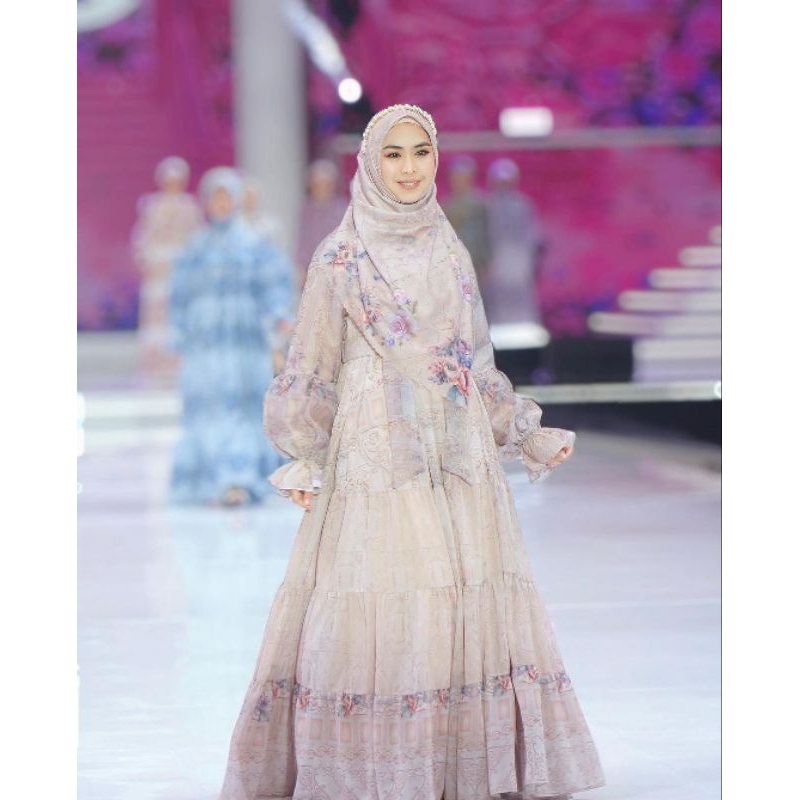 Dress mewah ustadzah oki edisi lebaran