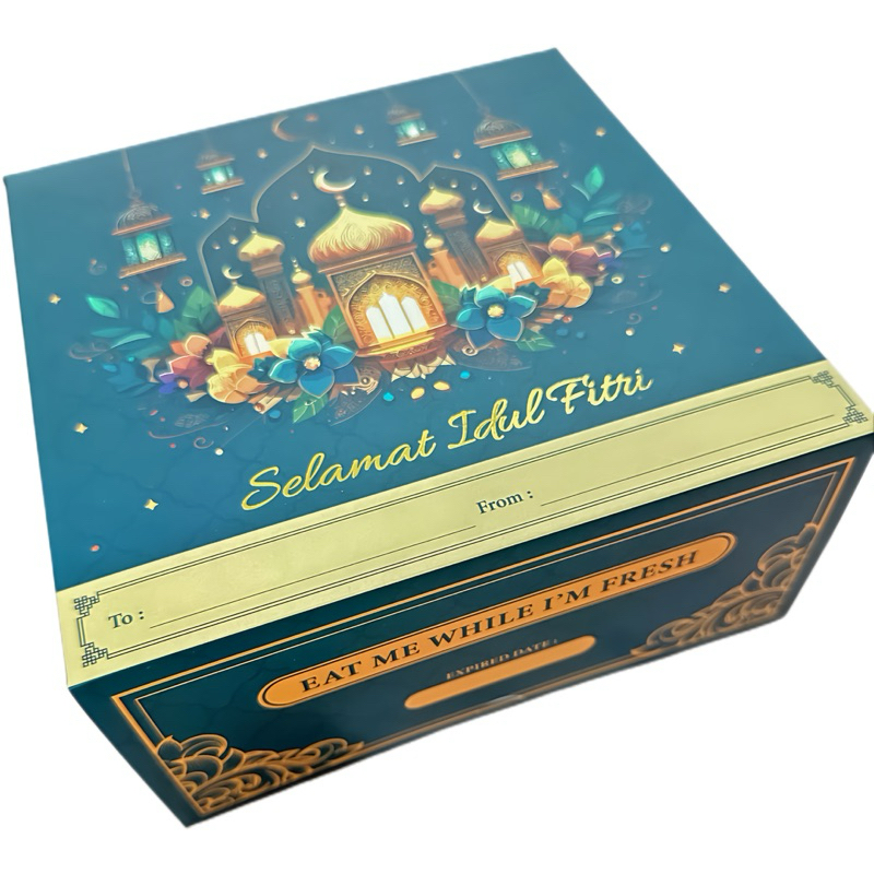 

Box Kotak Lebaran 20x20, T9cm. Harga per 10pc. Packaging Idul Fitri