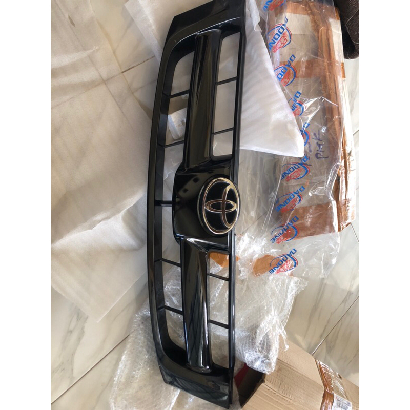 grill innova tahun 2005-2007 original asli copotan