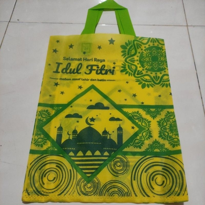 

Tas Kado Kain Motif Lebaran IDUL FITRI Ukuran 30 x 40