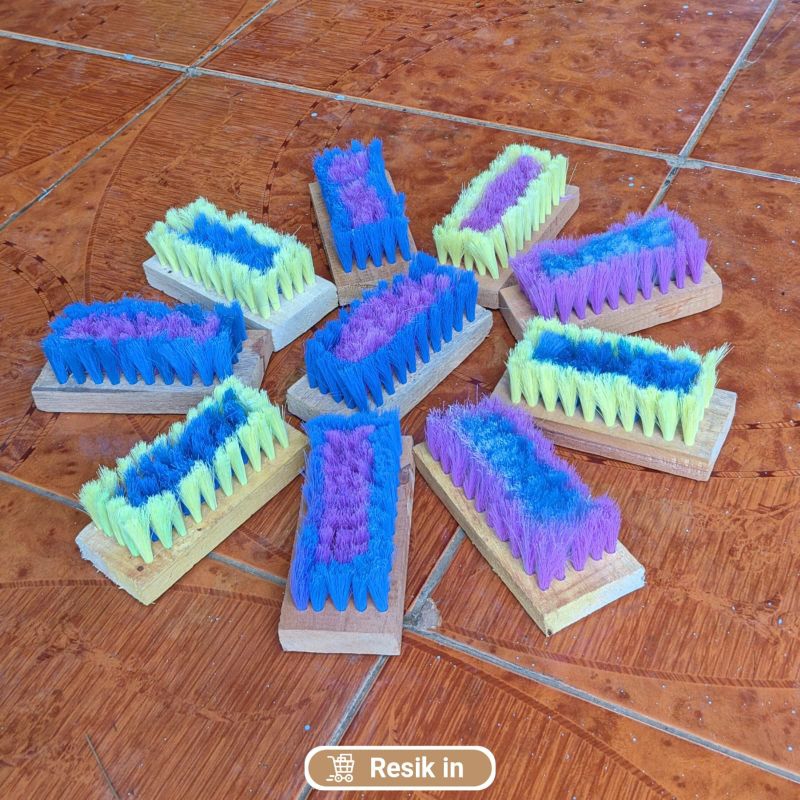 sikat baju serbaguna/sikat sepatu/sikat halus