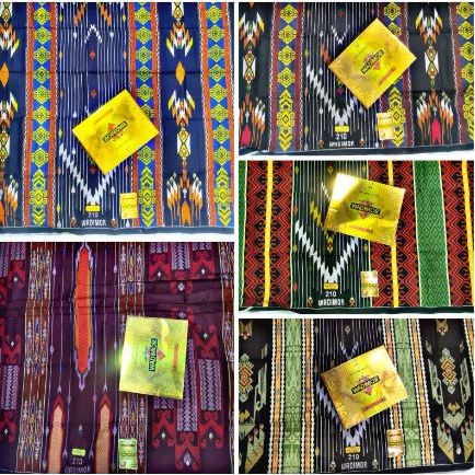 Sarung Wadimor Motif Bali Print.