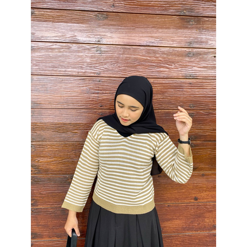 GbFashion || Sweater Rajut stripy