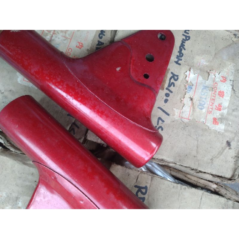 Kupingan Lampu depan Yamaha LS3 RS100 merah