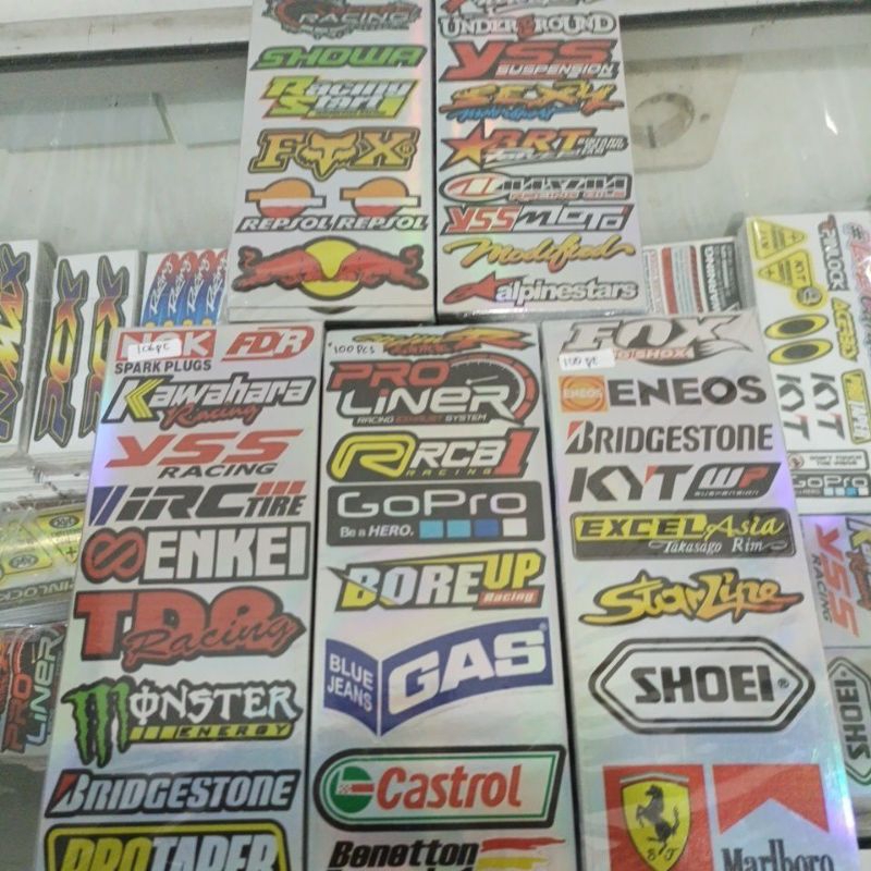 STIKER CUTTING PRINT UV