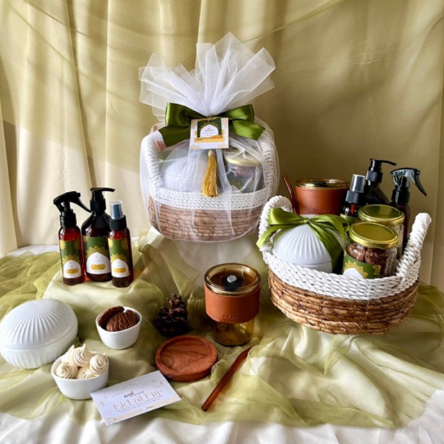 

Littlezora - Hampers Lebaran Eid Mubarak Eid Al Fitri | Lebaran Hampers Eid Mubarak | Lebaran Idul Fitri Parsel Lebaran | Hampers Murah Unik Bagus Hadiah Eid Mubarak Hadiah Lebaran | Corporate Hampers Idul Fitri |Hadiah Lebaran Ramadhan | Kado Wanita Pria