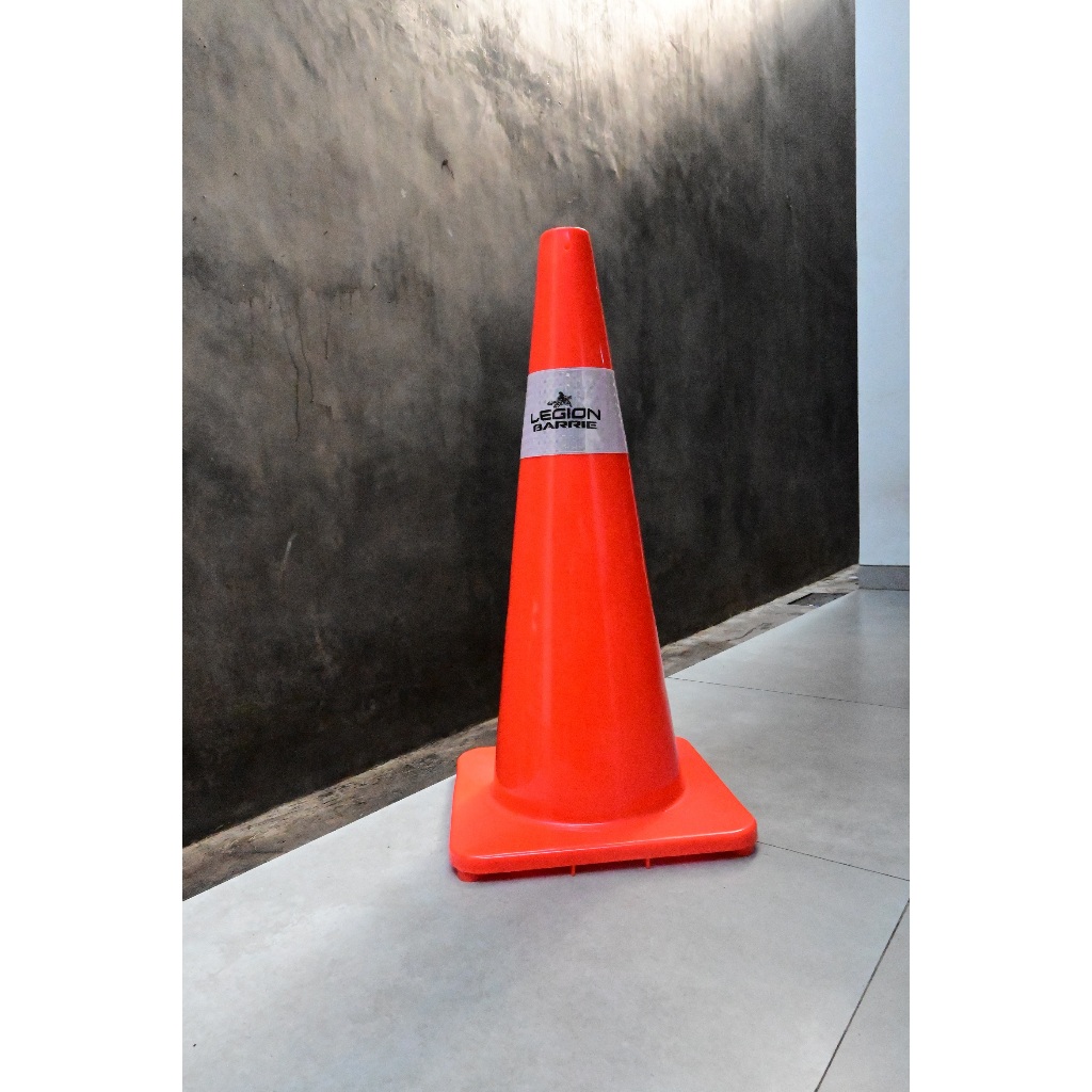 Traffic Cone / Kerucut Lalu Lintas