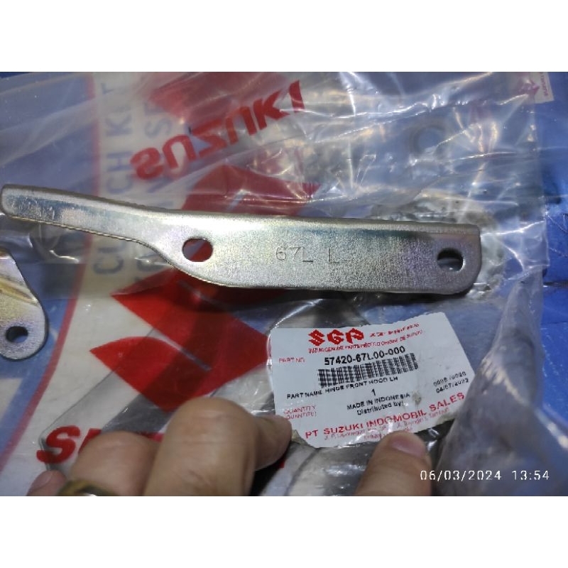 Engsel Kap Mesin Karimun Wagon R Original SGP