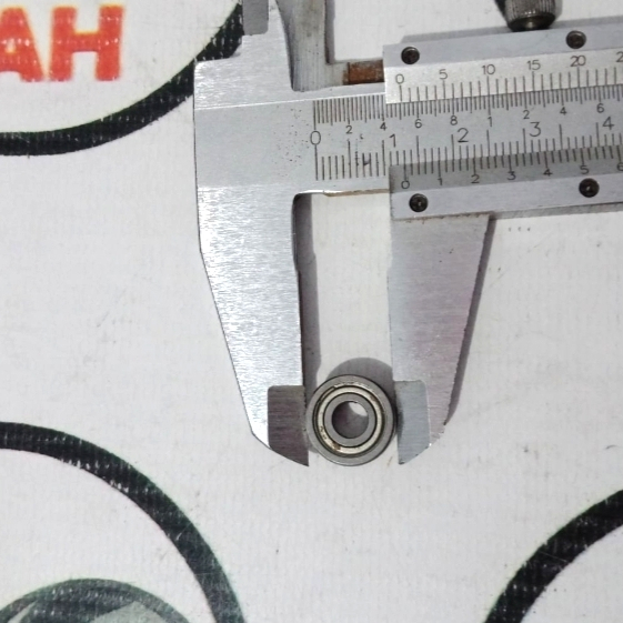 

Lahar Mata Profil Besar 1/2" (13mm) Bearing Trimmer Router Bit 4,8mm