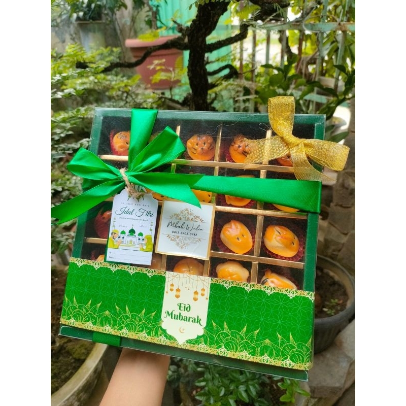 

NASTAR KARAKTER BY J2 HAMPERS / NASTAR VIRAL / NASTAR PREMIUM / HAMPERS LEBARAN / HAMPERS NATAL