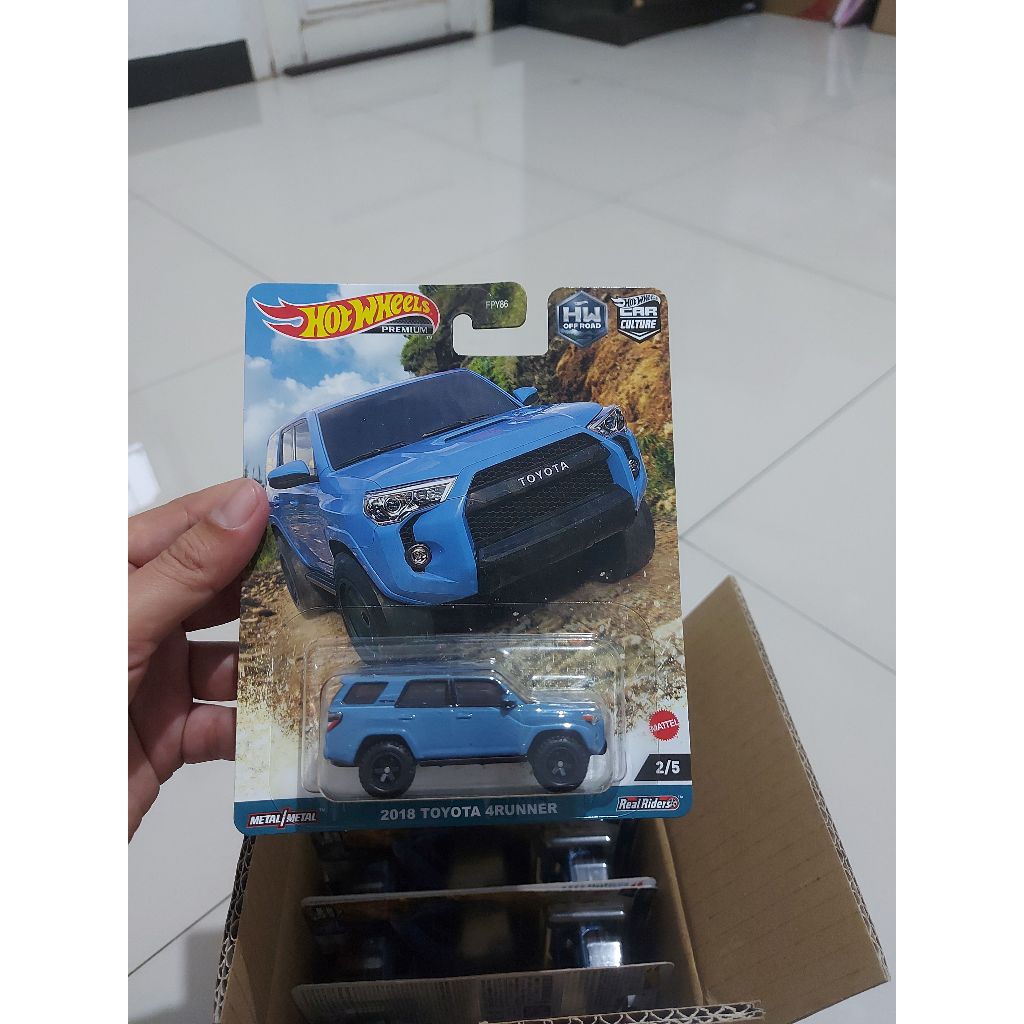 Hotwheels Premium Toyota 4Runner 1 Dus