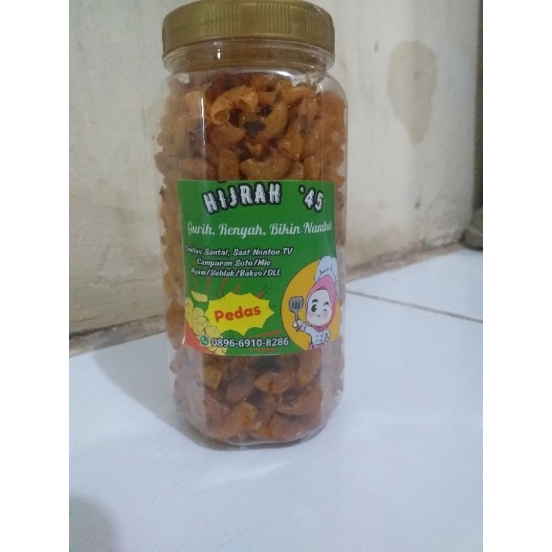 

Cemilan enak Makanan murah meriah makaroni bantet kemasan toples 150gr