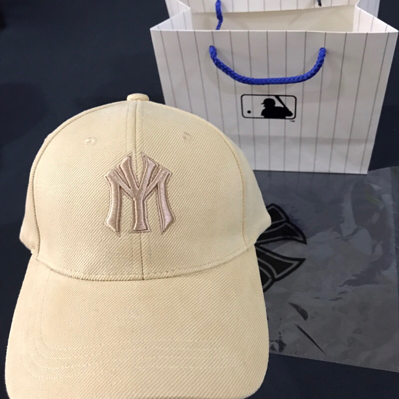 Topi Baseball Cap NY Wool Cream