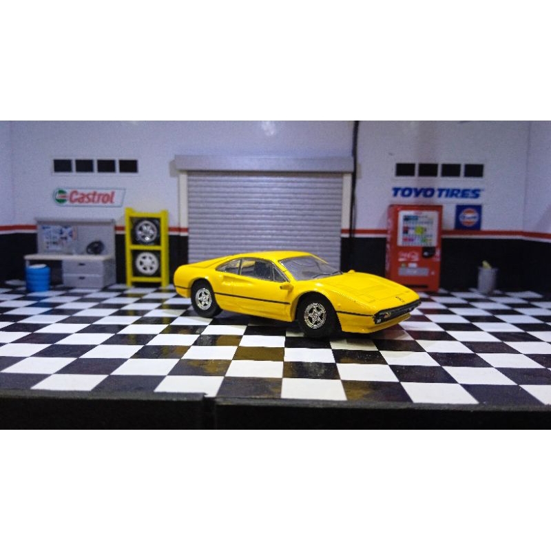 Kyosho 1/64 Ferrari 308GTB