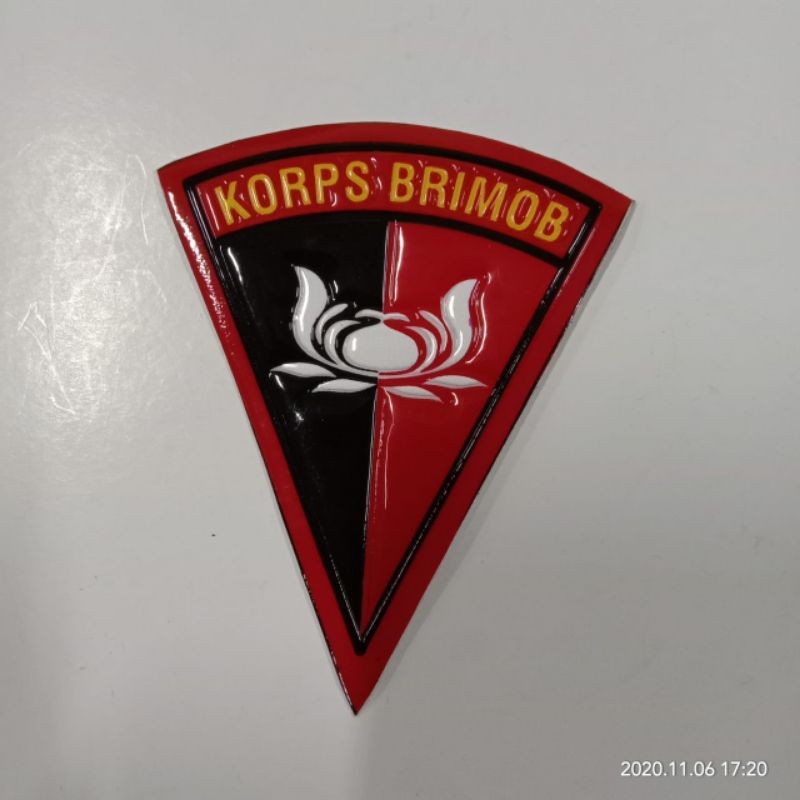 

Stiker embos brimob segitiga, stiker embos brimob roda, stiker embos brimob timbul