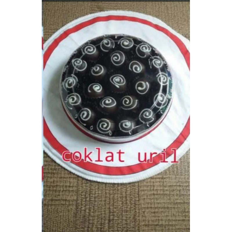 

kue coklat uril