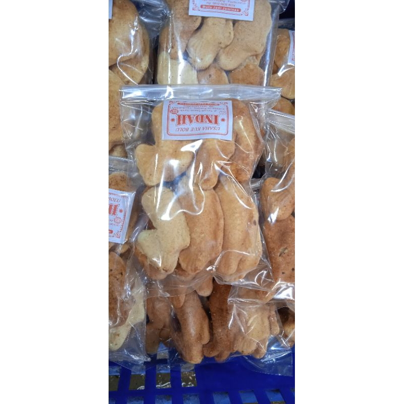 

Bolu ikan panggang